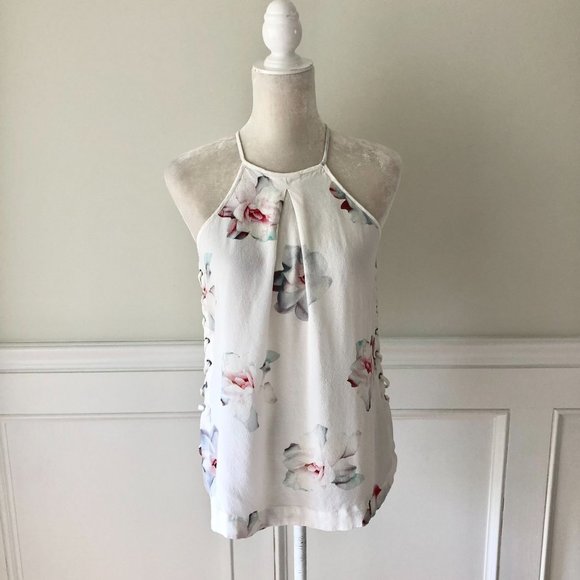Willow & Clay Tops - Willow & Clay Floral High Neck Lace Up Tank Top M